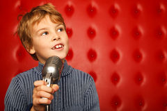 portrait-boy-microphone-rack-12729155